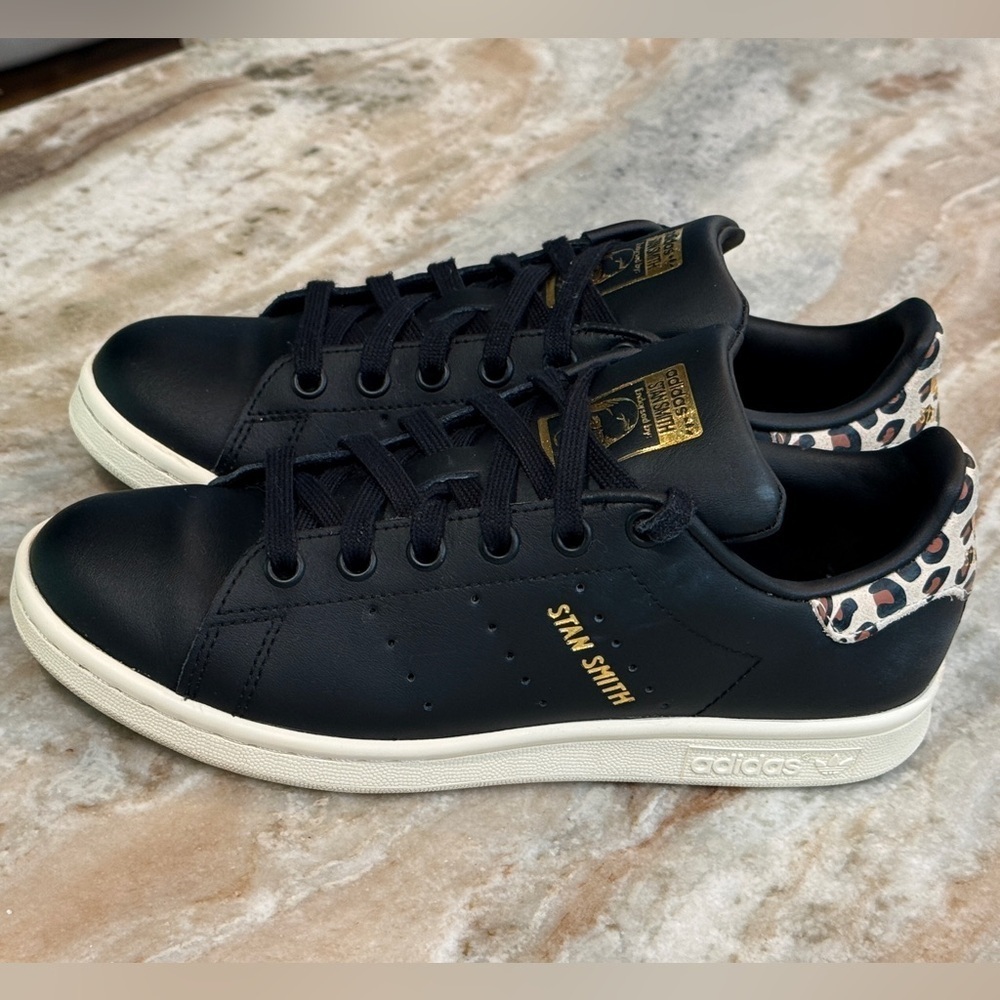Women’s ADIDAS Stan Smith black leather leopard sneakers- Size 6 - Picture 3 of 11